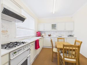 Kitchen- click for photo gallery